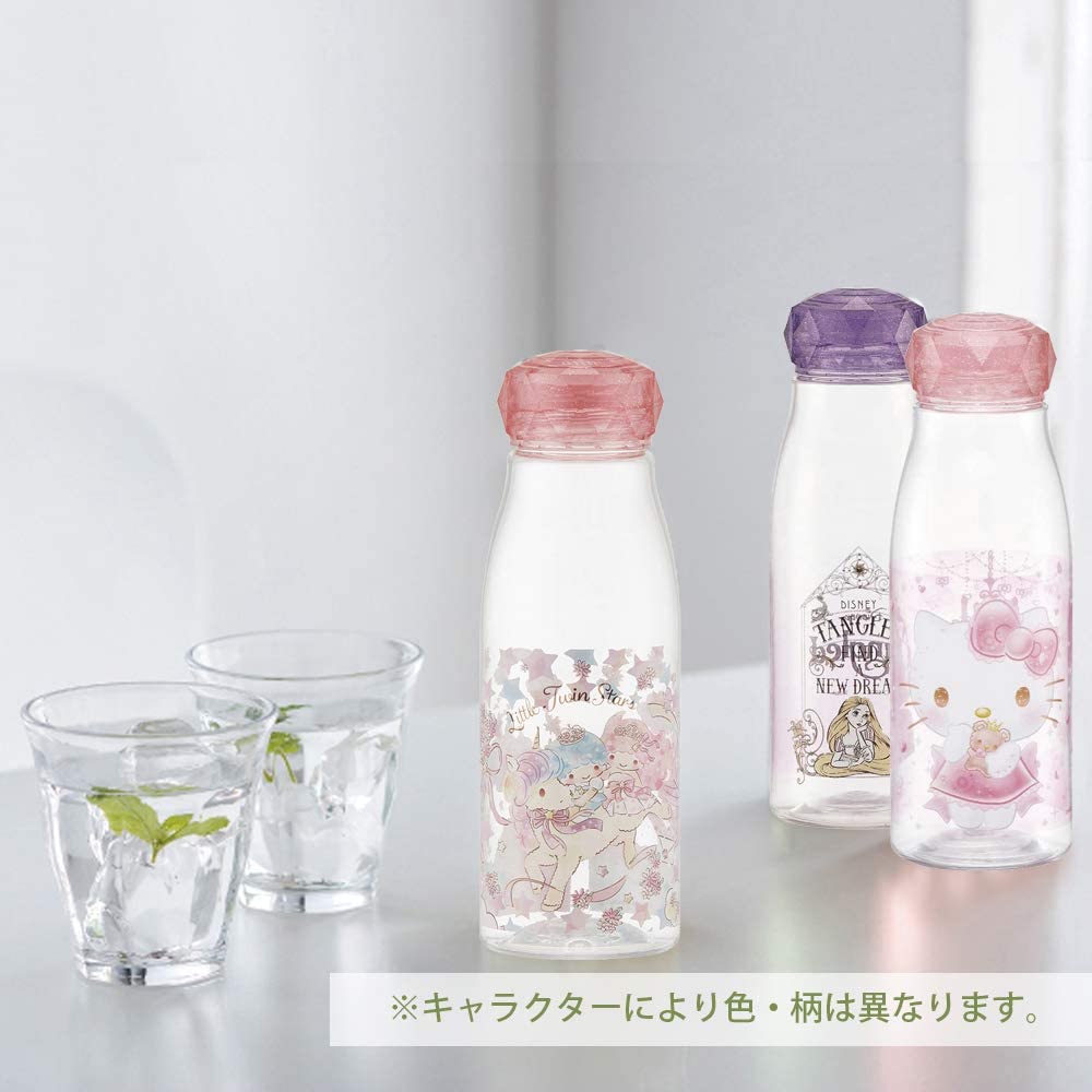 Unicorn-themed Little Twin Stars water bottle, durable and stylish, ideal for hot and cold beverages up to 158°F.